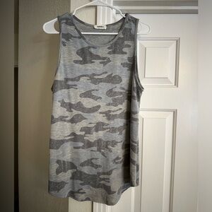 Women’s camo tank